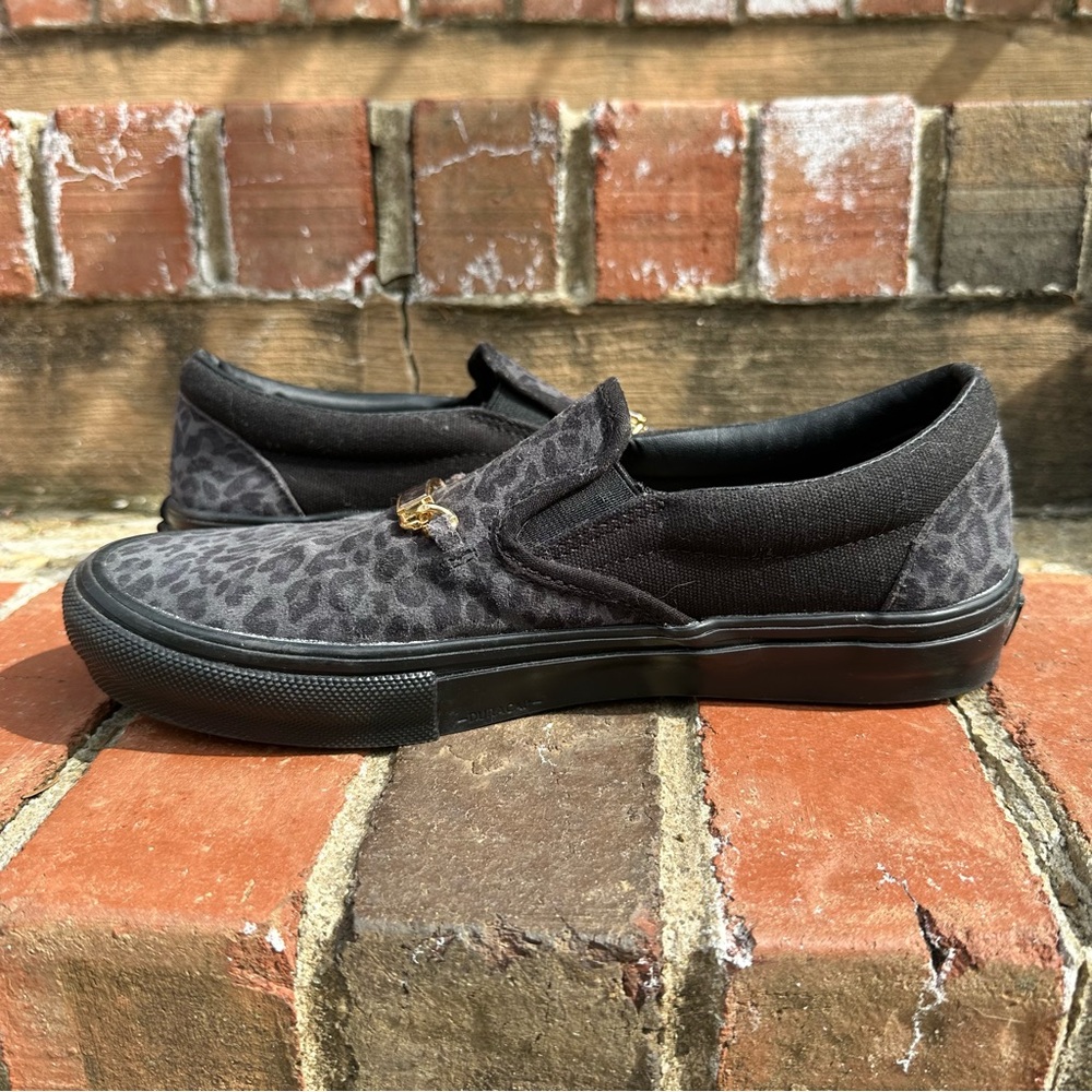 Vans x Cher Strawberry Skater Slip-On Sneakers in Cheetah Black Men’s 7 - Picture 6 of 10